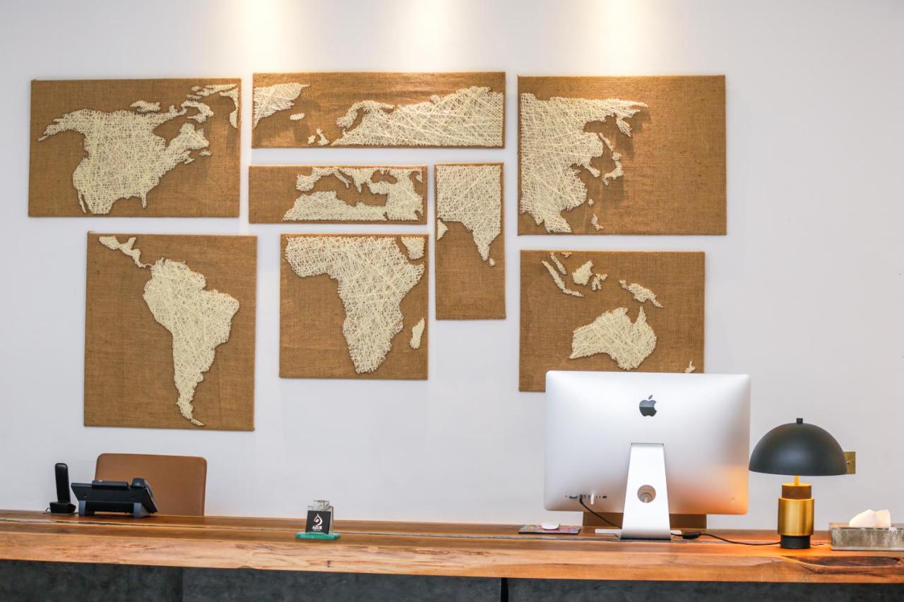 Suite Azur Hotel Essaouira Exterior photo World map by the artist