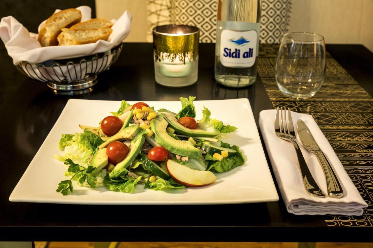 Suite Azur Hotel Essaouira Exterior photo A salad with Sidi Ali