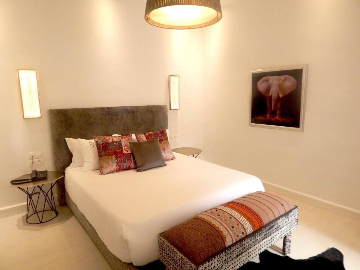 Suite Azur Hotel Essaouira Exterior photo A bedroom at the hotel