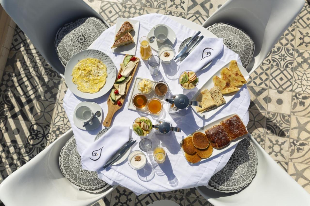 Suite Azur Hotel Essaouira Exterior photo A typical breakfast in the Netherlands